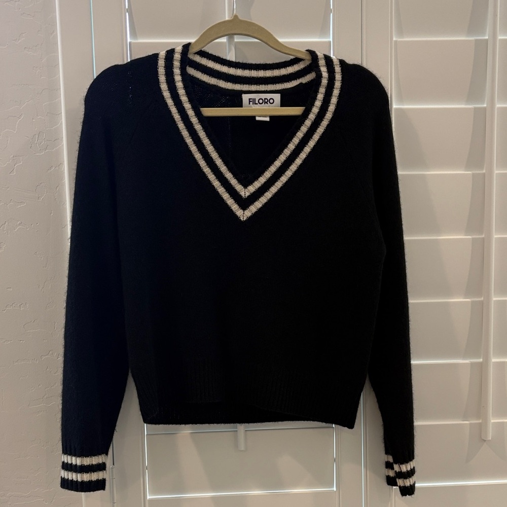 Black V-Neck Cashmere Sweater